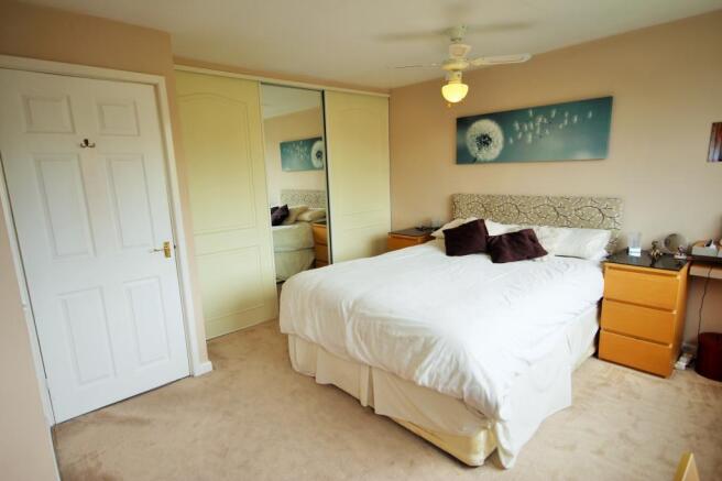 Bedroom 1 (Double)