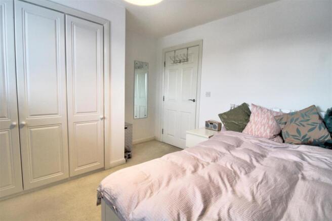 Bedroom 2.2.jpg