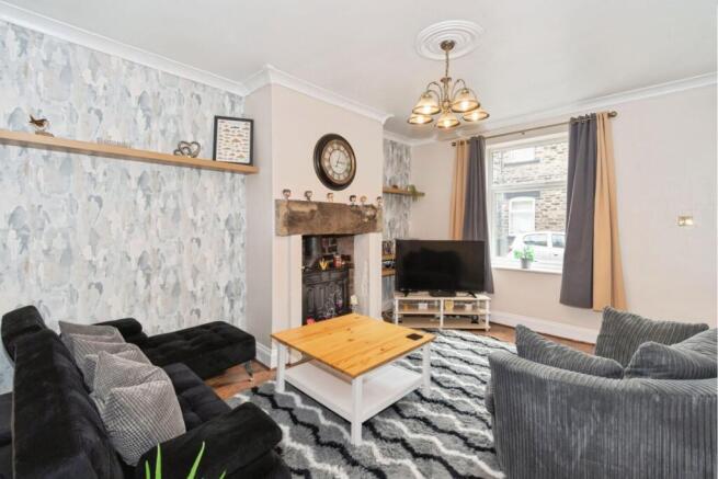 3 bed Terraced for sale Image 4
