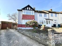 9, Billockby Close, Chessington KT9 2ED