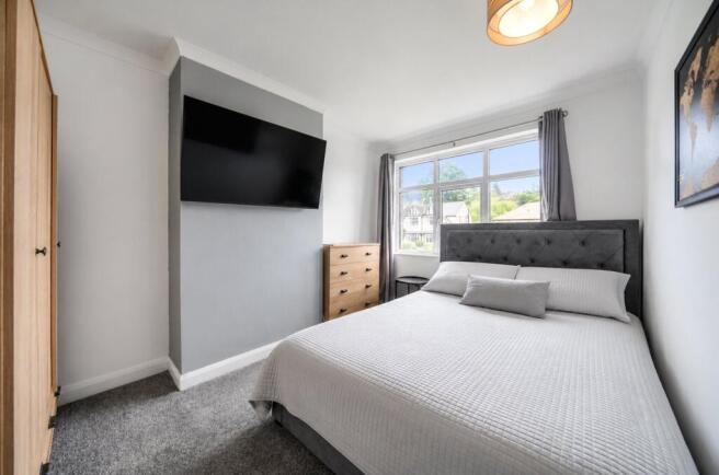 3 bed Terraced for sale Image 11