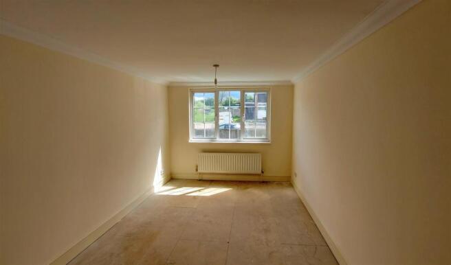 SPACIOUS DRESSING ROOM / NURSERY