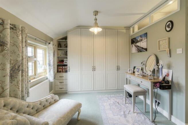 2 Shenton Lane Upton