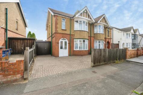 Avenue Grimaldi, Luton