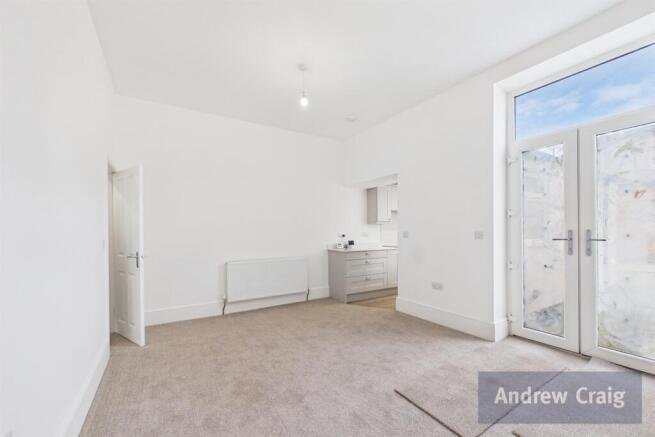 Open-Plan Kitchen/Di