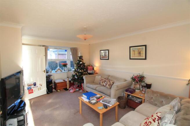 Living Room.JPG