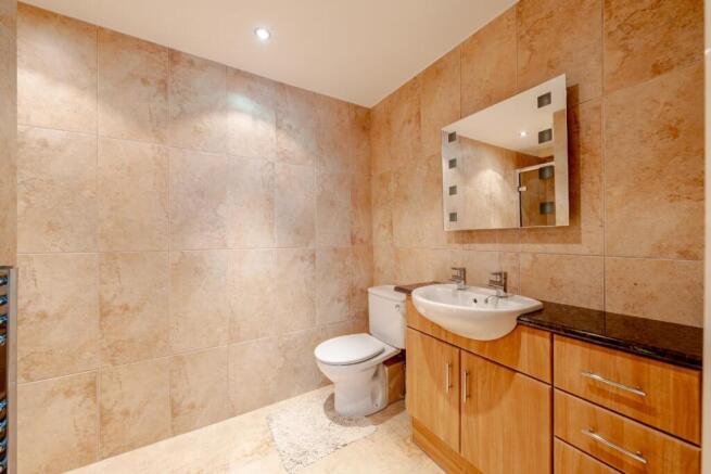 4 bed Detached Bungalow for sale Image 12