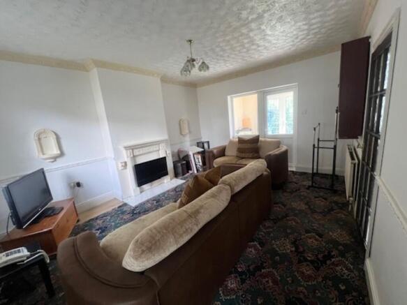 Highfield Avenue, Kiveton Park photo 5