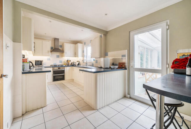 1407065-3-697cce4...