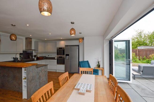 Kitchen/Family...