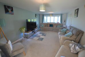 25, Caves Gardens, Bedford MK43 0TP