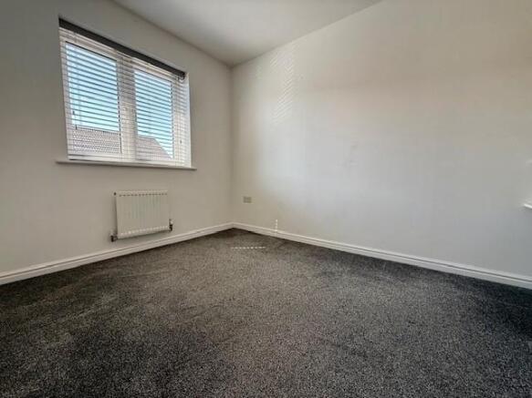 shuters grove bedroom 2.jpg