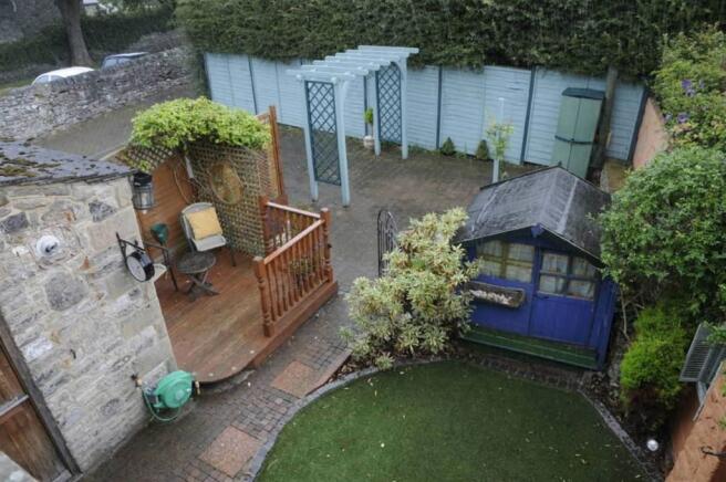 Photo 8