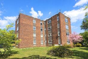 11, Chantry Court, Frimley, Camberley GU16 7AB