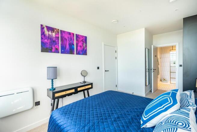 2 bed Apartment for sale Image 10