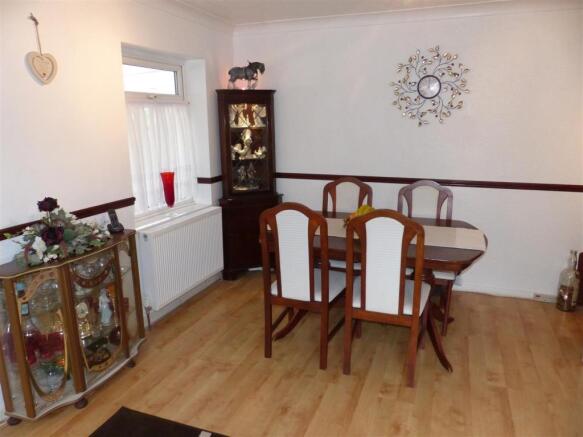 34 lionel rd 012.jpg
