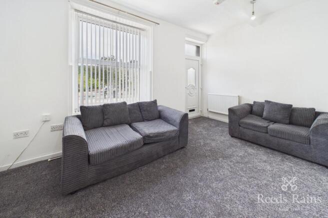 3 bed Terraced to rent Image 8