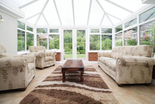 Sun room (2).JPG