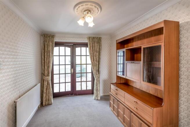 4 bed Detached for sale Image 10