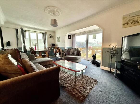 2 bed Bungalow for sale Image 6