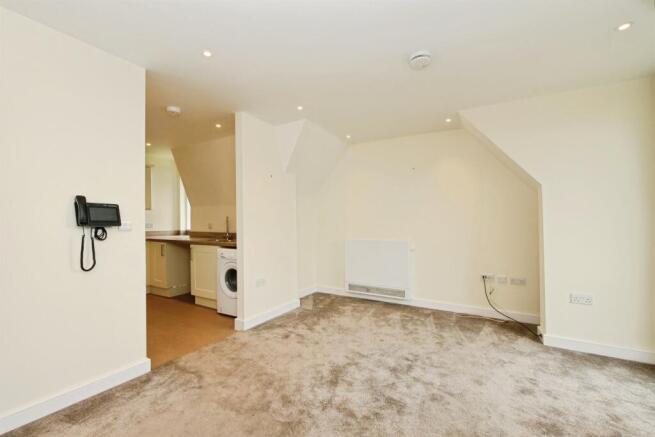 1 bed Flat for sale Image 10