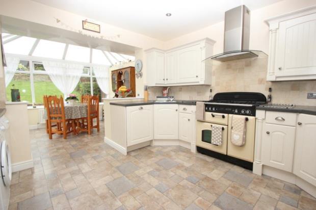 Kitchen/Conservatory