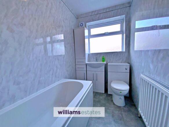 modern bathroom 