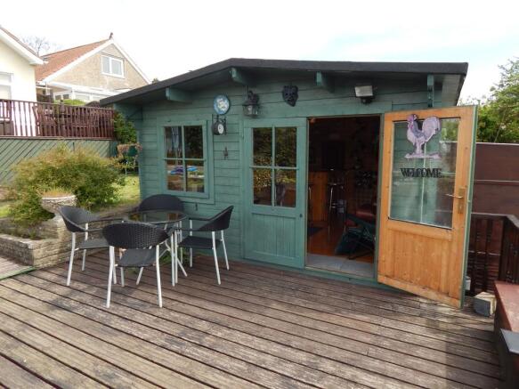 Wood Cabin used a...