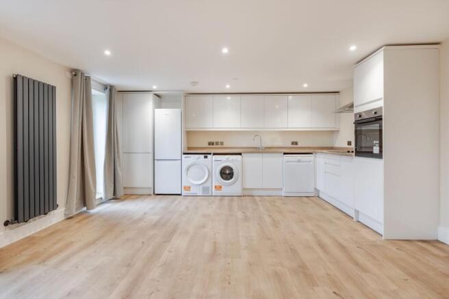 Kitchen/Lounge