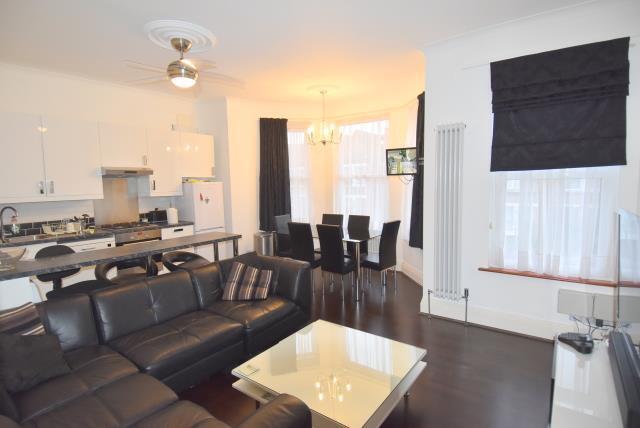 Living Room.JPG