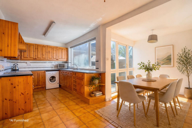 Kitchen / Dining Room