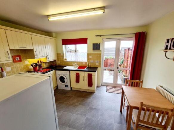 Further Kitchen