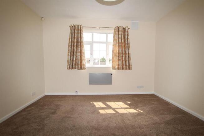 2 bed Apartment for sale Image 10