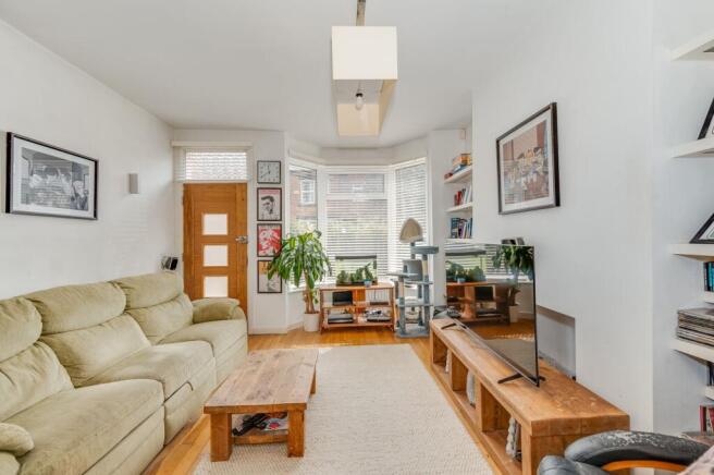 3 bed Terraced for sale Image 6