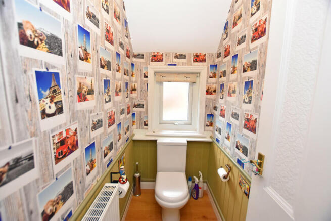 3 bed Apartment for sale Image 7