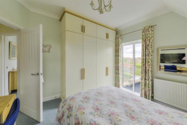 Hawthorn House ph36.jpg