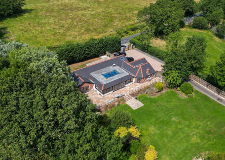 Oakfields, 197 Runshaw Lane, Euxton PR7 6EY