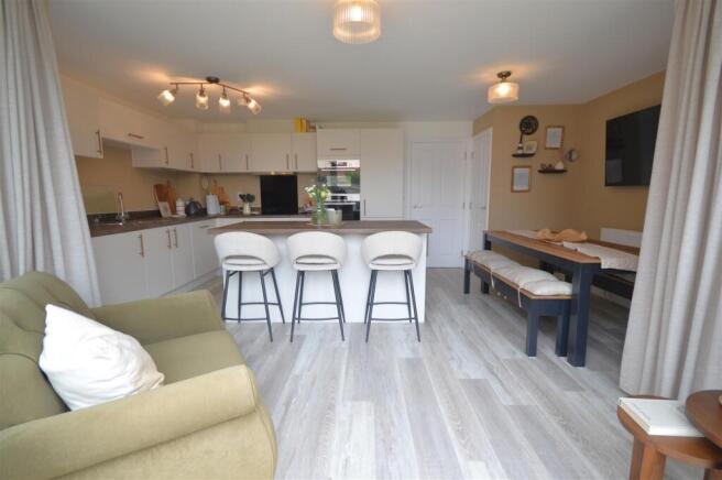 kitchen/family room