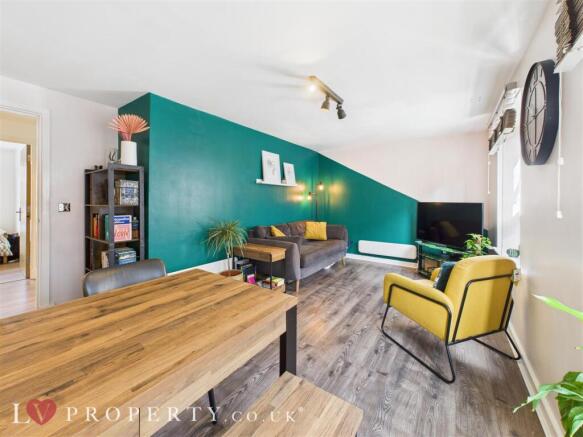 CAM05016G0-PR0062-ST