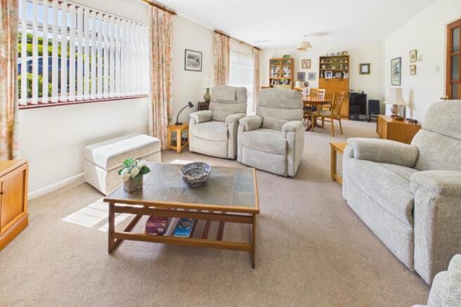 Living/Dining Room
