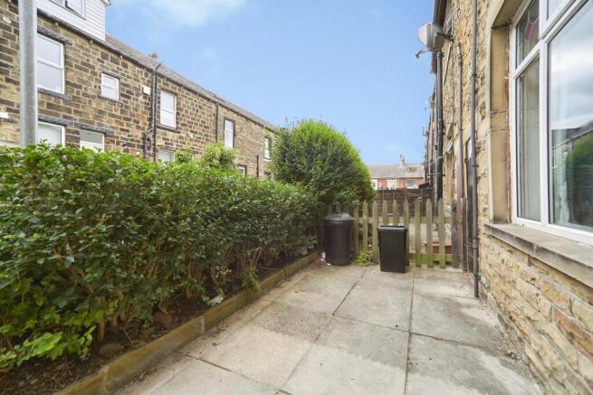 3 bed Terraced for sale Image 11