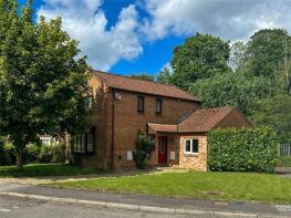 4, Orchard Close, Camelsdale, Haslemere GU27 3SA