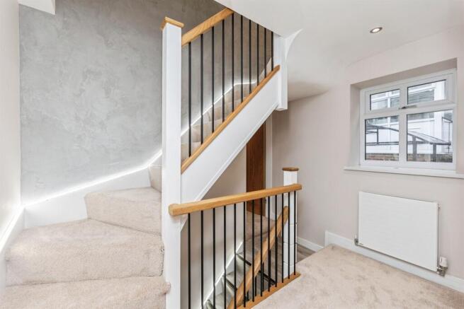 3 bed Detached for sale Image 12