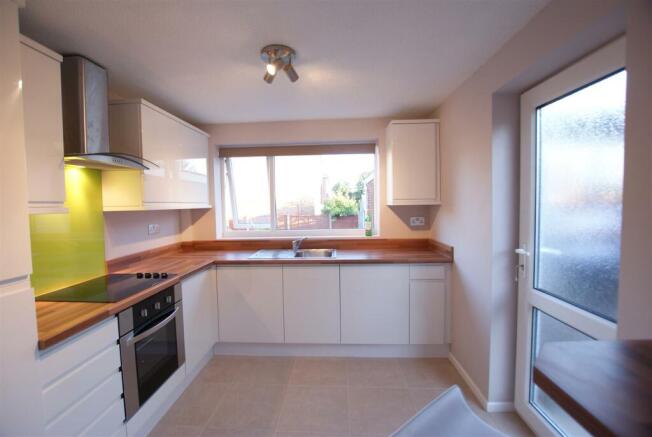 BREAKFAST KITCHEN