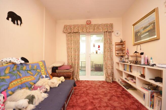 Photo 8