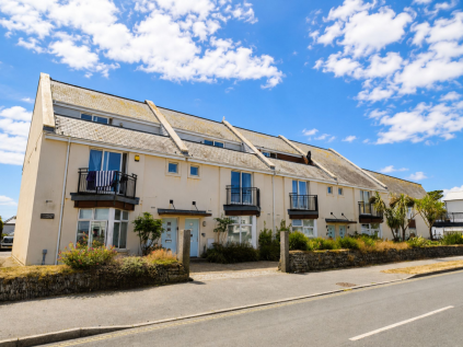 Trehellan Heights, Pentire, Newquay