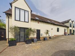 7, Rooks Nest Farm Barns, Weston Road, Stevenage SG1 4XS
