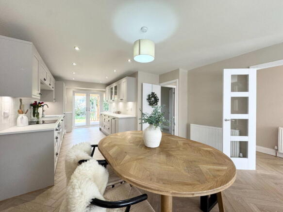 3 bed Detached Bungalow for sale Image 8