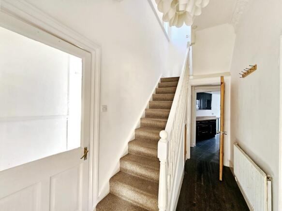 4 bed Terraced for sale Image 6