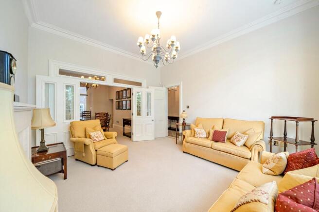 4 bed Semi-Detached for sale Image 11